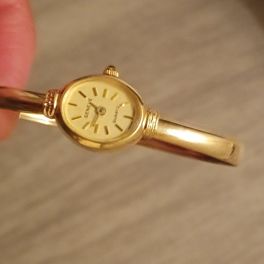Vintage Geneve Quartz 14k Gold Watch